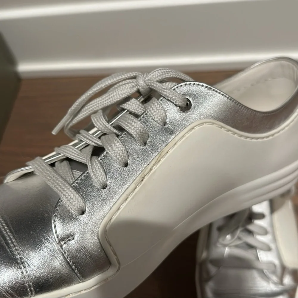 CHANEL Silver and White Reflective Sneakers with Minimalist Design - Picture 4 of 8